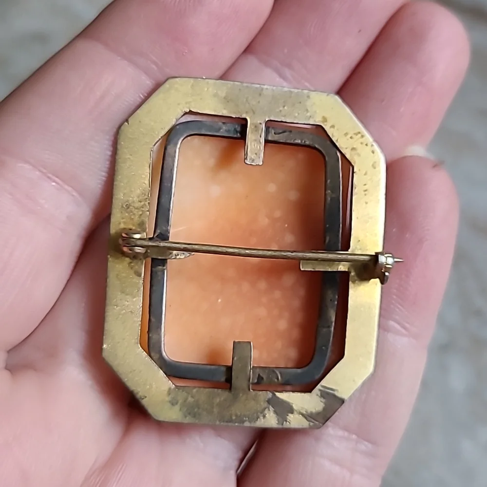 Large Antique Cameo Brooch - Picture 5 of 7